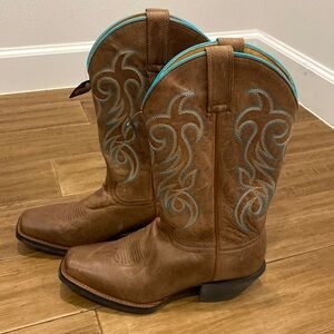 Brown leather Cowgirl Boots - Brand New never worn.